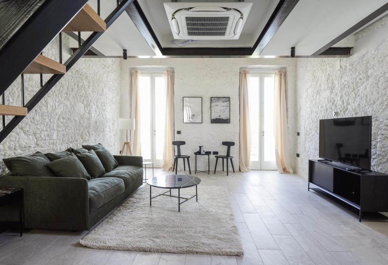 Su Meri Mannu Stampace - Luxury Apartment - Terrace Cagliari Zewnętrze zdjęcie